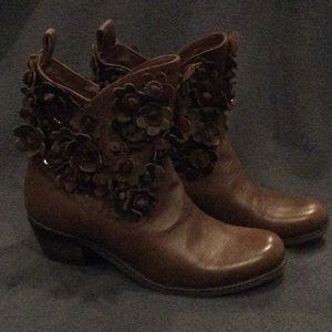 Sheridan Mia Brown Leather Boots, Size 39